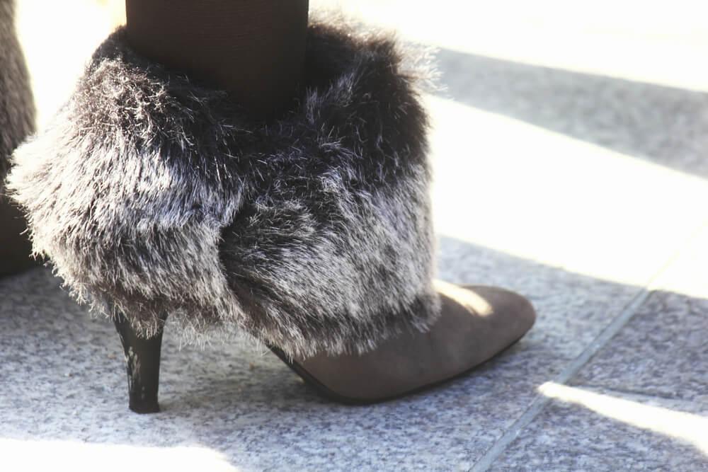 fur-lined shoes