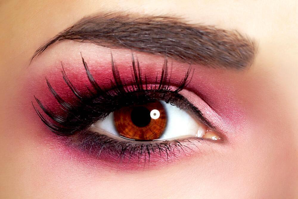 Red eye makeup