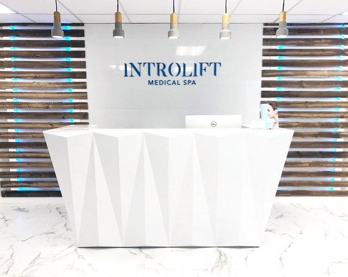 What Does it Mean to Be a Natural Beauty? – Introlift Medical Spa