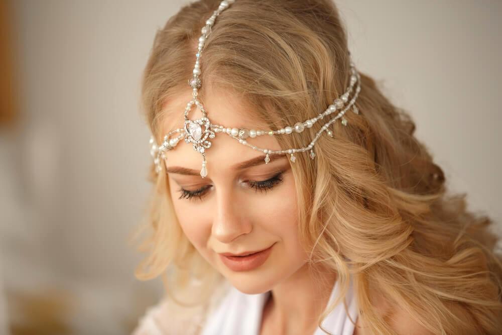 Smiling bride with hair jewellery
