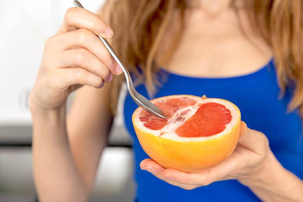 Eating grapefruit