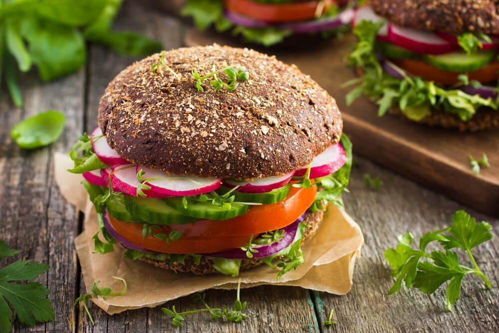 Burger with wholewheat bun