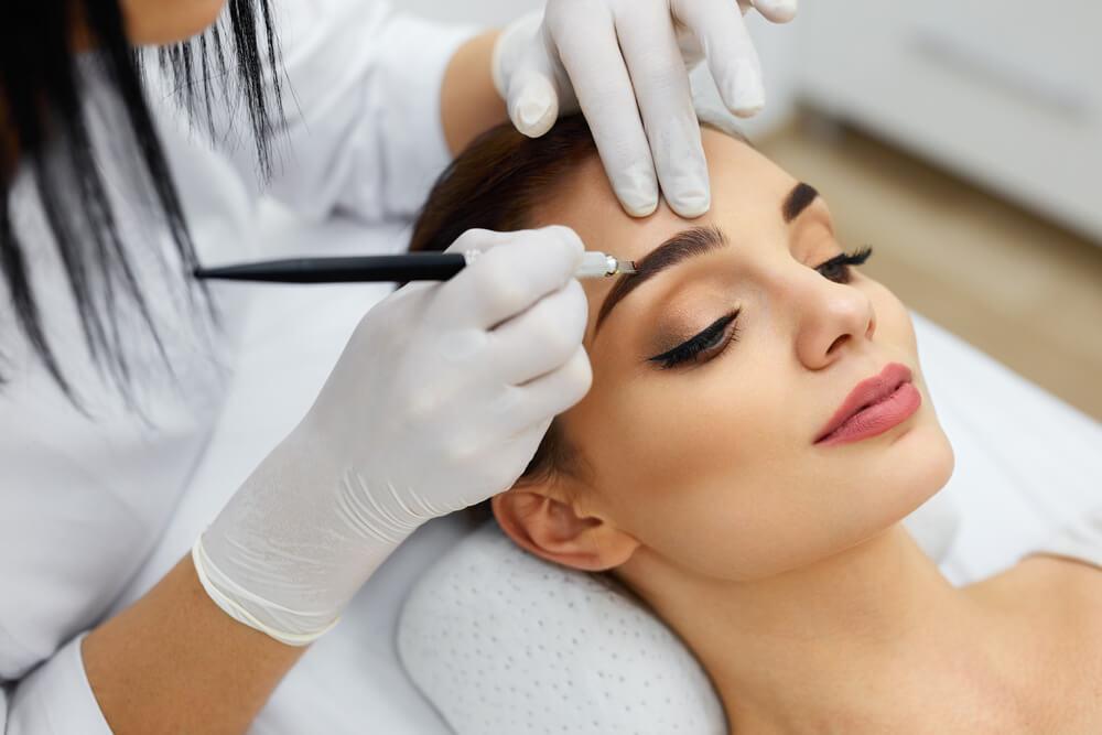 The Pros and Cons of Permanent Makeup - Creative Fashion